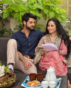 Niyati Fatnani Instagram - Happy birthday bolun ya Congratulations Karan gem…. Waise agar rab ji ne Aditya ji ko Ginni ke liye banaya hai toh Aditya ji ka award bhi Ginni ka hua na😝😅🫣(just kidding) Wishing you a great year. May you get all that your heart desires @karanwahi . . . . #happybirthday #post
