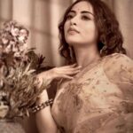 Niyati Fatnani Instagram - 🫠♥️ . . . . . #desigirl #niyatifatnani