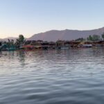 Niyati Fatnani Instagram - Gar Firdaus bar-rue zamin ast, hami asto hami asto💙 . . . . #kashmir #jannat #heaven #takemeback #niyatifatnani
