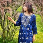 Niyati Fatnani Instagram - Gar Firdaus bar-rue zamin ast, hami asto hami asto💙 . . . . #kashmir #jannat #heaven #takemeback #niyatifatnani