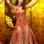 Nora Fatehi Instagram - Retro vibes.. the spirit of cabaret ❤️‍🔥❤️‍🔥 Special appearance @varundvn shoutout for the very impromptu moment🤭 🫶🏾 @iifa