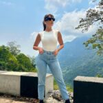 Nora Fatehi Instagram – New beginnings 🎥 🎬 
Its a vibe out here in Ooty! First day of shoot was 😍