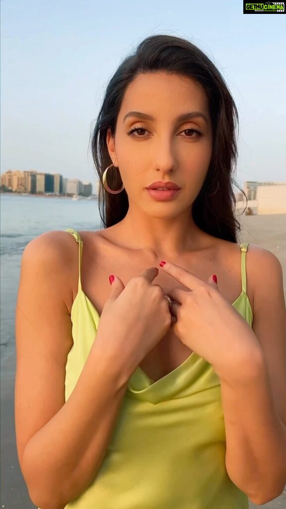 Nora Fatehi Instagram - When i walk in sit up straight, i dont give a F*ck if i was late… 👑