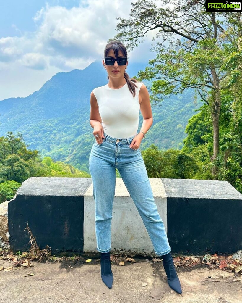 Nora Fatehi Instagram - New beginnings 🎥 🎬 Its a vibe out here in Ooty! First day of shoot was 😍