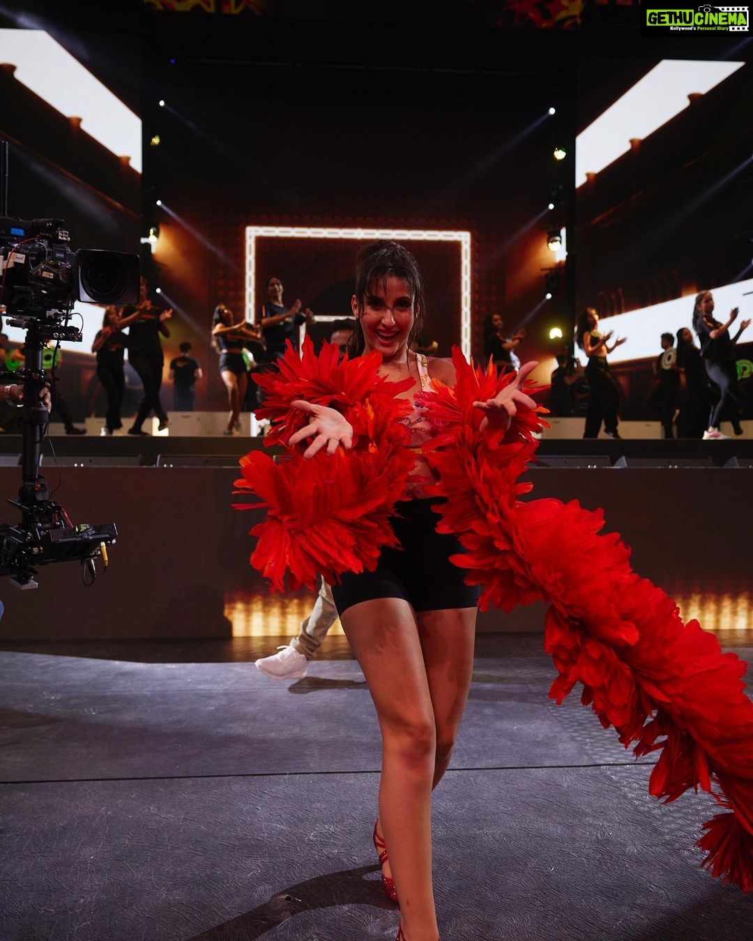 Nora Fatehi Instagram - Love these shots.. we go IN even during rehearsals 😄😍♥️ @dirkalexanderphotography @iifa