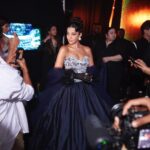Nora Fatehi Instagram – Backstage madness with a 50’s touch 🔥♥️

@manishmalhotraworld @amitthakur_hair @marianna_mukuchyan @iifa 
📷 @dirkalexanderphotography