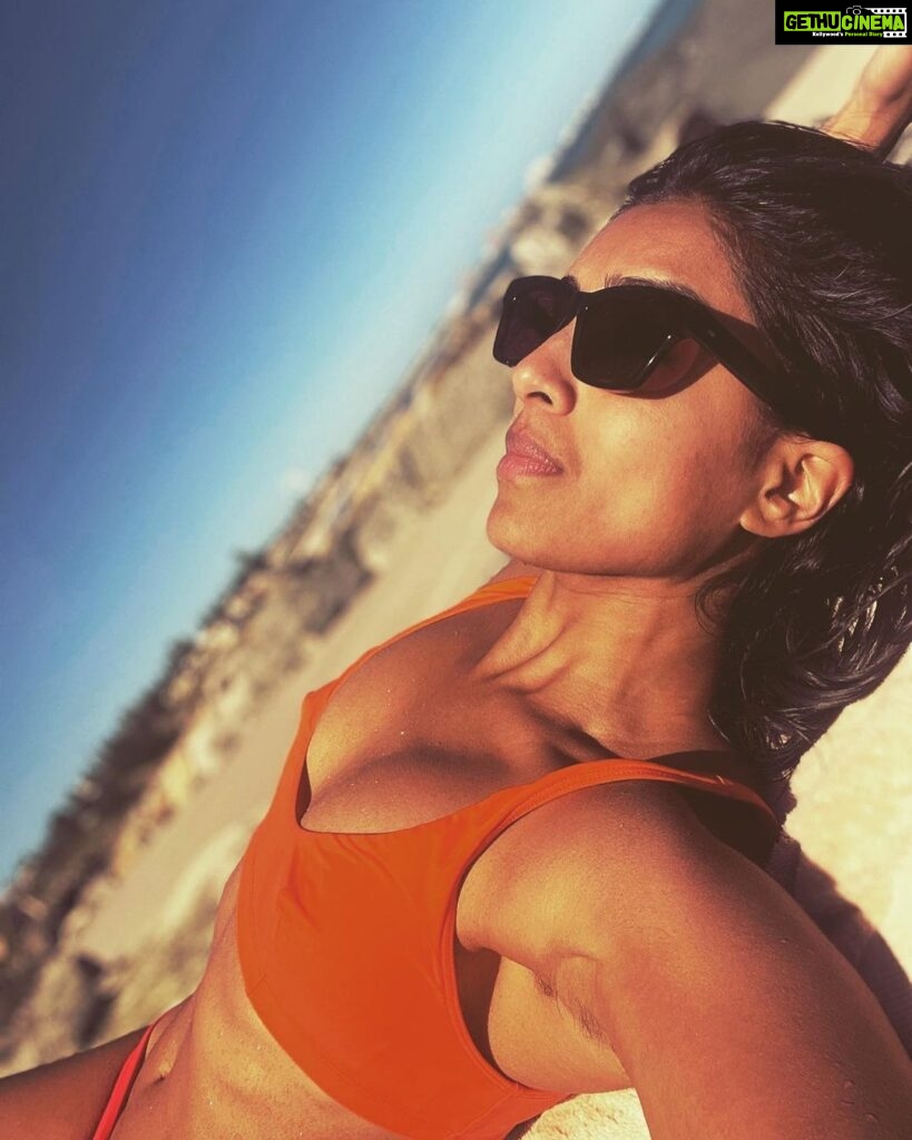 Pallavi Sharda Instagram - Sup Straya. Time off = wax off. 🧡 from the ocean which birthed me. Indian Ocean