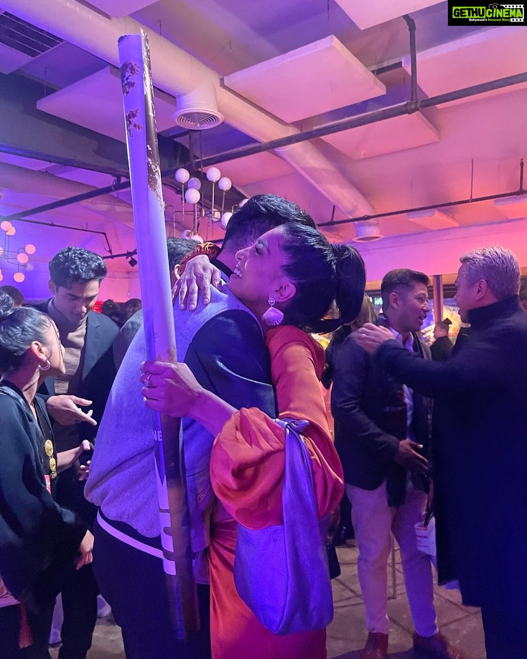 Pallavi Sharda Instagram - Oh what JOY. Thank you @netflixgolden @hollywoodreporter @goldhouseco for bringing together a room full of humans who share so much context, so many stories, have jumped through insurmountable hoops and have - in many cases - overcome historical othering to be able to today stand tall as artists of Asian descent. Events such as this not only remind us of community, of the richness of our shared heritage, but they also shine a bright forward light over the aspirations of our future peers. May they be able to ideate, triangulate and celebrate within the nuances of duality and all its story-telling gloryโฆ without the question of belonging. What a pleasure to meet & share a stage with so many of my contemporary idols. I am in awe of everyone that was in that room. Special shout out to the wedding season fam who were present: my partner in fun-loving crime @surajsharmagram, ace DP @meendawg, Manager no 1 @rajvr42 and our fearless producer @samosastories ๐งก๐ฎ๐ณ More posts incoming. Because this was just that kind of evening! ๐ธ @tracythnguyen @gettyimages ๐ @andreaiyamah ๐ @cuyana ๐ @katmaconie @collective.agencyla Vision: @devs213