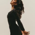 Pallavi Sharda Instagram - In my life, #worldtheatreday is every day. I post here in gratitude - for every street face, rehearsal space and grand hall that has allowed me to experience so much magic ✨💕