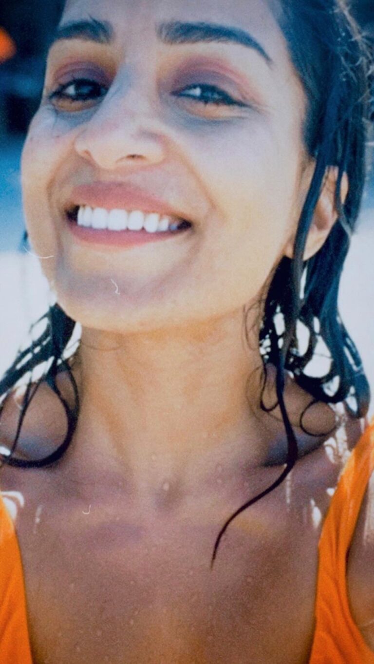 Pallavi Sharda Instagram - What a year you were 2022! Started the first days of the year on the set of what, in December, went on to become an award winning Aussie drama series (ya’ll seen The Twelve!?). Everything in between was a WILD ride. Not all of it was good and easy and salty ocean dipped…. But that’s life… and I’m so grateful to still be on the journey. So here’s a little summary (a little later than most) of my 2022 JOY. With it comes a heartfelt thank you to the souls who joined in to dance, laugh, cry, ruminate and hold space, a thank you for the learning and a thank you for that positive energy that always somehow found it’s way back.   LIST OF SOME GOOD THINGS: dancing, making art, tears with a scene partner, old friends, laughing, hugs, jokes, more jokes, new friends, dancing on rooftops, speaking about the future of India and Australia on the tele (yes nerd!), talking intercultural storytelling at Vivid with some Aussie acting greats, strutting in couture, promptly changing into cotton pyjamas, the Americas, community building, leading a film which aced representation (ya’ll seen Wedding Season!?), alone time, jamming in the car, chancing upon a Gurdwara during a morning walk in Los Feliz, dorbiiiii, bookstore arvos, jungle walks, ocean dips, yoga on the shores of Lake Atitlan, Climate Summit in the Galapagos with legendary humans, planting trees, hitched up lehengas and barefoot dance floors, Asian Excellence, thought leaders, Ayurvedic eating, sustainability learning, zero fast fashion, social entrepreneurship, HALDI, pranayama, mini ego deaths, getting it wrong, surrendering past stories, making way for new ones, returning to Melbourne to eat mamas rotis ….MORE DANCING!   2023 LESSGOOO! 🧡🕺🏽🙏🏽