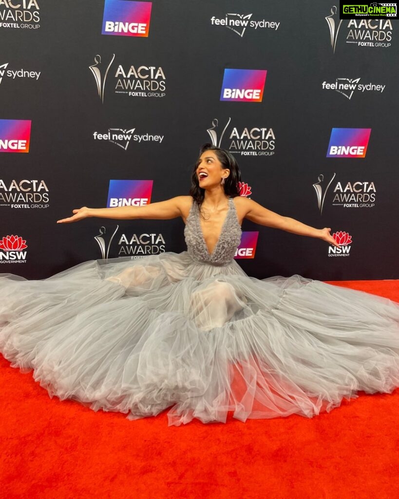 Pallavi Sharda Instagram - Made it. @aacta awards in custom @jasongrech 🥹 sometimes you just gotta find a patch and take a seat 🤷🏽‍♀️ #westsidestory That hollywood hair @byliztieu