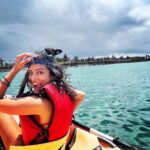 Pallavi Sharda Instagram - So much love felt in just 3 days in the Galápagos Islands…. I have learnt so much, shared so much, and can’t wait to share here all the ways in which incredible humans are making an impact in the field of conservation of this beautiful part of earth. More importantly… the ways in which we all have a role to play in keeping our home - our host - thriving as a single interconnected ecosystem. Thank you @lfcsummit @charlesdarwinfoundation for hosting me… and to all the amazing souls who have worked tirelessly to make this inaugural Leaders for Change Summit such a melting pot of connection and thus a huge success 🧡🌊 Much more sharing to come! #galapagos #impact #esg #conservation #climatechange