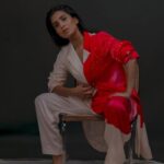 Pallavi Sharda Instagram - A maverick human, an Asian artist working amongst the highest of fashion’s echelons at a time when no one else had been able to. But he was a visionary regardless, a pioneer in form and aesthetics even without the applause of establishment. 🙏🏽 Wearing @isseymiyakeofficial, shot by @milighosh, styled by @devs213 🦩