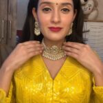 Pankhuri Awasthy Rode Instagram – Completing my ensemble with the perfect finishing touch, our Mukta Mani set from House of Aekaya.💛
#houseofaekaya #necklace #madeinindia