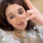 Pankhuri Awasthy Rode Instagram – Always late to the trend partayy! 💚🤍💚
#trending #reelsinstagram #lategram #love #preggolife #pregnant