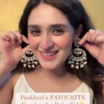 Pankhuri Awasthy Rode Instagram – Pankhuri’s top pick for Bakr Eid – these jhumkas are calling your name. Time to grab them!
Featuring:
-MALIHA MOTI Jhumkas
-RIMA MOTI Jhumkas
-DIVYA DRISHYA earrings
-MALINI Kundan Jhumar
-APARAA pearl earrings
-NOOR kundan baaliyaan
-Zareen Jhumkas

#houseofaekaya #bakreid #jhumkas #indianjewellery