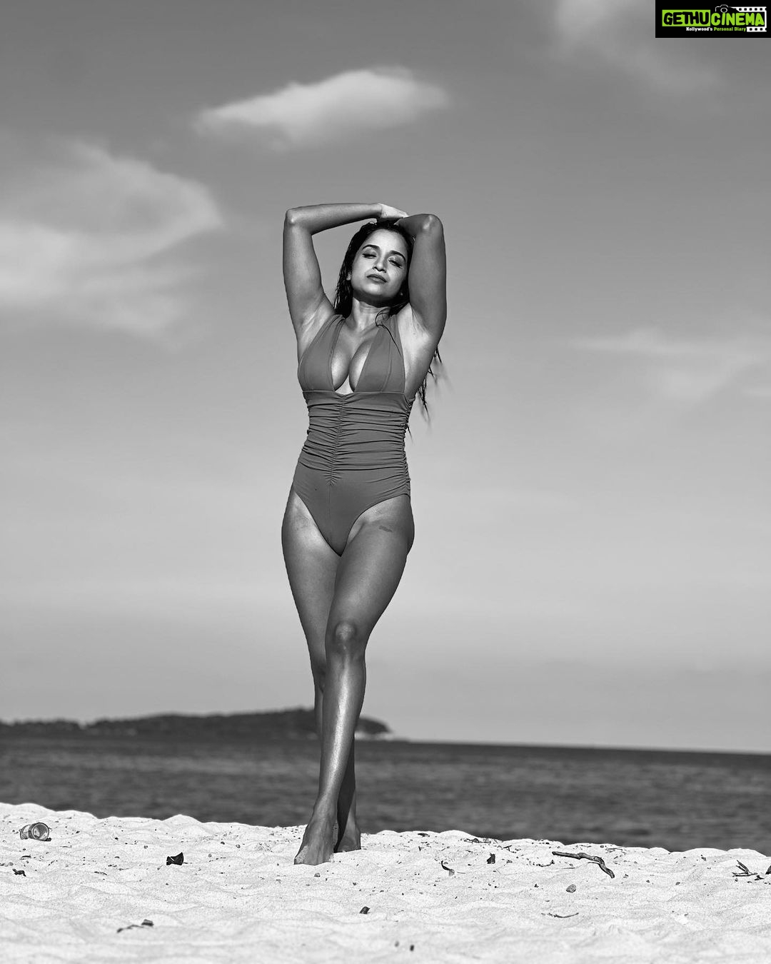 Pooja Bhalekar Instagram - You are just monochrome behind all the colourful chaos… 🦠. . . . . . . . . . . . . . . . . . #blackandwhitephotography #islandlife #monochrome #shades #beachbum #sand #water #lifestyle #aesthetics #fitnessaddict #monokini #swimwear #igers #foryou #instagood