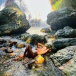 Pooja Bhalekar Instagram - ROCK-n-ROLL BABY 🏞️ . . . . . . . . . . . . . . . . . . . . . . . . . . . . #poojabhalekar #rock #waterfall #nature #photography #waterbaby #bikini #swimwear #lifestyle #fyp #explorepage