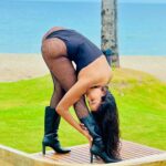 Pooja Bhalekar Instagram - SPIDER SENSE ACTIVATED 🕷️🕸️ . . . . @centarareservesamui @zara @aldo_shoes . . . . . . #aesthetics #fitnessmodel #fypage #explorepage #flexibility #stretch #swimwear #beachwear #bodypositivity #fitgirl #instagood #igers #fashiongram #photography #photooftheday #picsart Centara Reserve Samui
