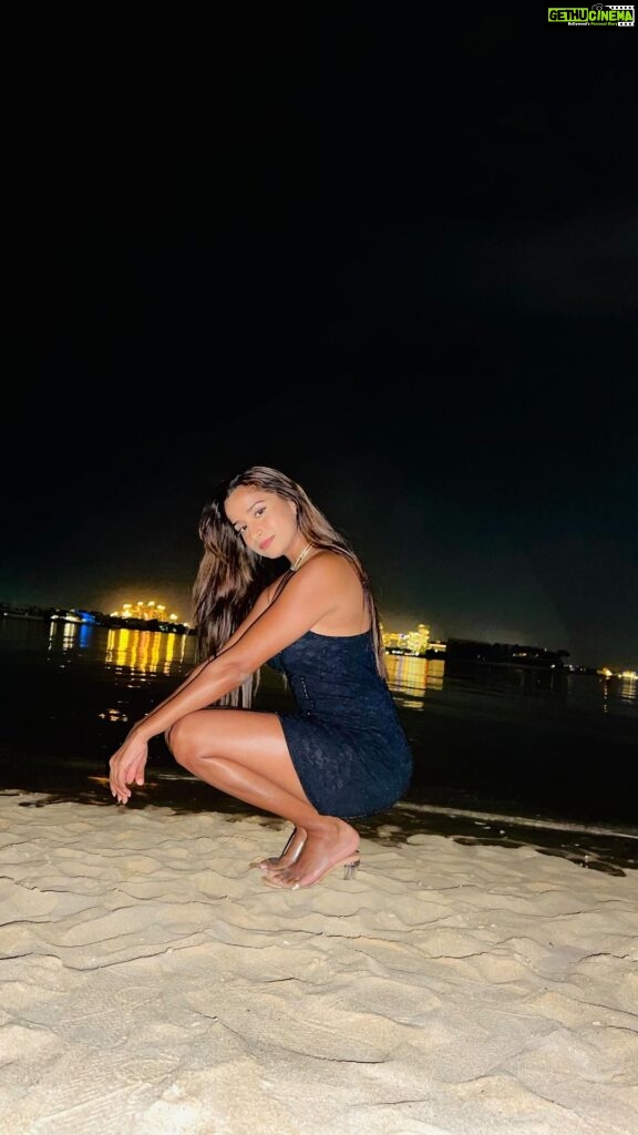 Pooja Bhalekar Instagram - Baby I’m a VIBE 🫦 . . . . . #beachlife #nightout #reel #trendingsongs #theweeknd #mydubai #trend #lbd #mood #poojabhalekar #revolveme #summervibes