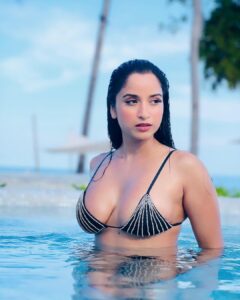Pooja Bhalekar Instagram - 🧜🏼‍♀️🦋🌊