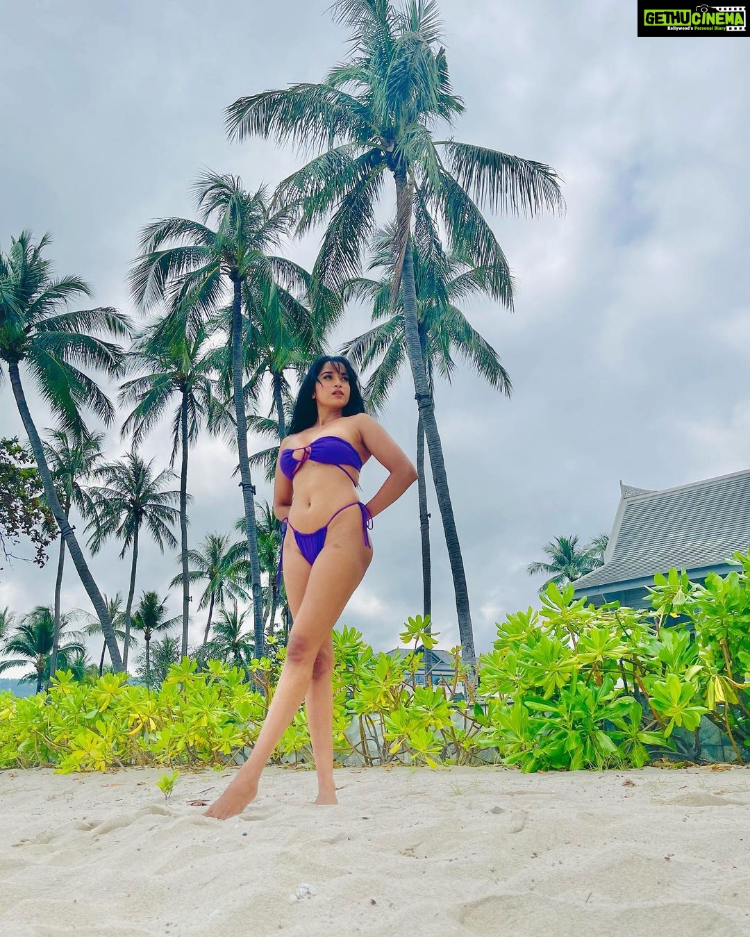 Pooja Bhalekar Instagram - Keep Calm & pretend it’s not MONDAY 👽 Centara Reserve Samui
