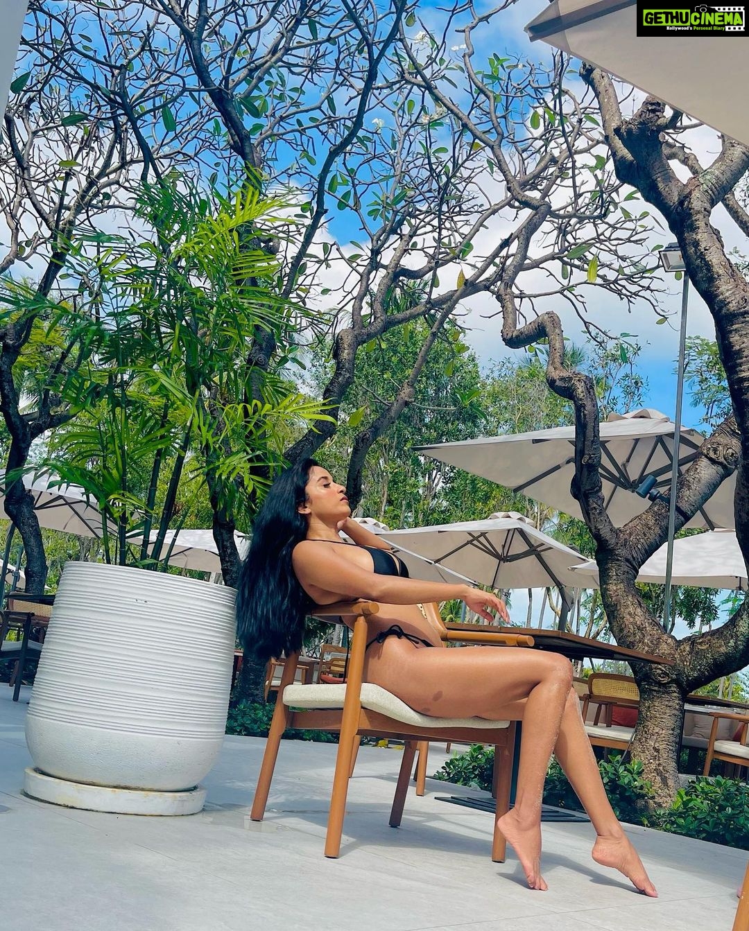 Pooja Bhalekar Instagram - It was a summer of love ✨ . . @itsnowcool @revolve #revolveme