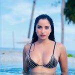 Pooja Bhalekar Instagram - 🧜🏼‍♀️🦋🌊 Centara Reserve Samui