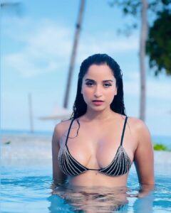 Pooja Bhalekar Instagram - 🧜🏼‍♀️🦋🌊