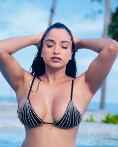 Pooja Bhalekar Instagram - 🧜🏼‍♀️🦋🌊