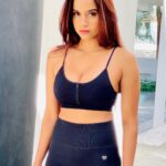 Pooja Bhalekar Instagram - Don’t let them know your next move 👊🏼💥 . . Wearing @forever21 @forever21_middleeast . . . . . . . . . #mma #martialarts #martialartist #actionactress #fitgirl #fighter #punch #power #girlpower #strongwomen #fitnessmodel #fitnessgirl #neverbackdown #kickboxing #training #workhard #believe #achieveyourgoals #kickass #instagood #fyp #poojabhalekar #sportswear #inspo FIVE Palm Jumeirah Dubai