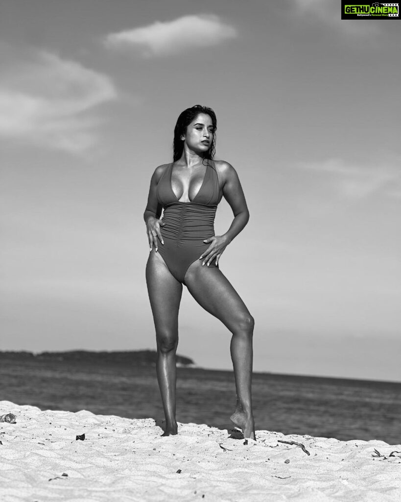 Pooja Bhalekar Instagram - You are just monochrome behind all the colourful chaos… 🦭 . . . . . . . . . . . . . . . . . . #blackandwhitephotography #islandlife #monochrome #shades #beachbum #sand #water #lifestyle #aesthetics #fitnessaddict #monokini #swimwear #igers #foryou #instagood