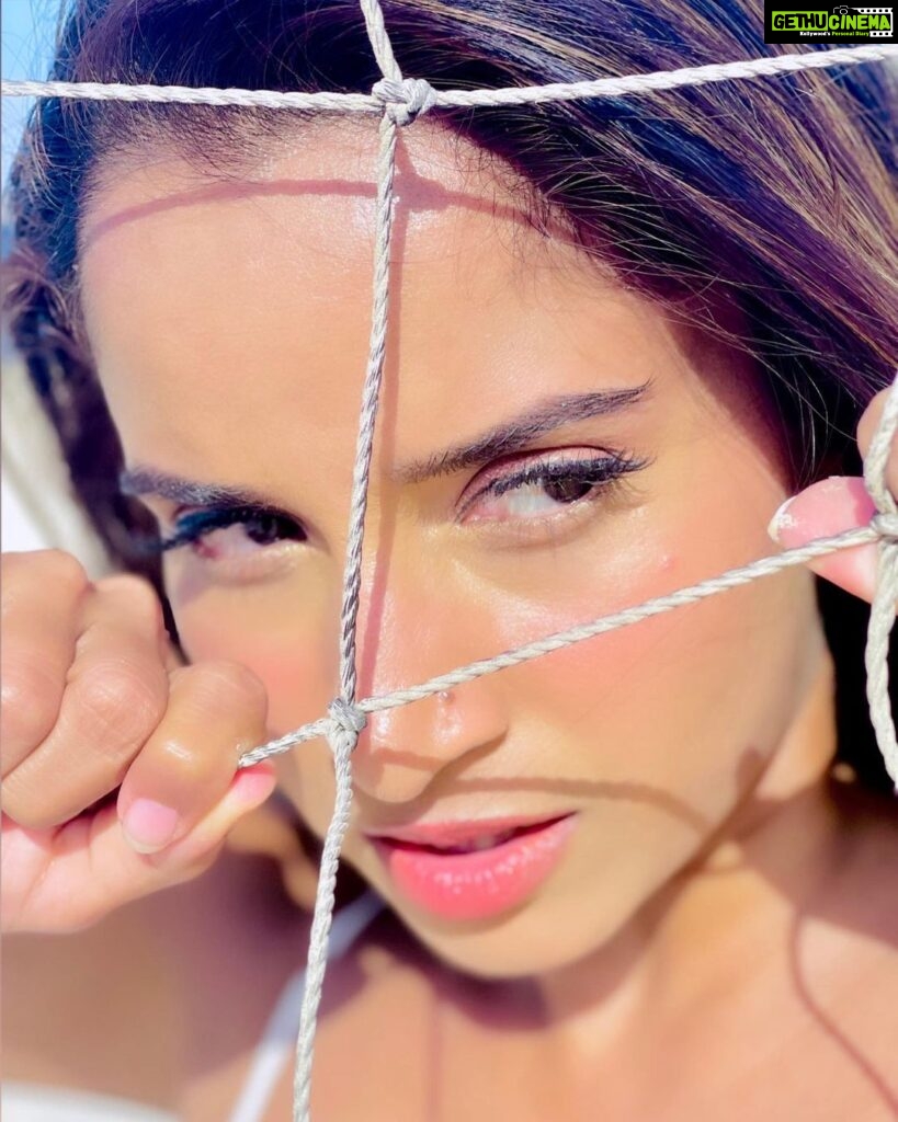 Pooja Bhalekar Instagram - I’m as simple as Quantum Physics . . . . . . . . . . . . . . #poojabhalekar #photography #mood #beach #sunkissed #summertime #fyp #exploremore Dubai UAE