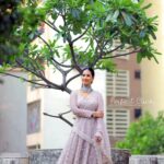 Priya Marathe Instagram - Now here try to my level recreate @kiaraaliaadvani wedd look on Marathi @star_pravah tv serial @tujhechmeegeetgaataahe serial acter @priyamarathe mam😍🥰 Makaeup hairstyle- @pi.nki7227 Click - @_.perfectclick._ In frame - @priyamarathe Outfit- @sanghavi_renthouse_official Jwllery - @jewellery_of_world . . . . #bridal #makeupartist #makeupideas #maharastrasaree #thane #mumbai #makeup #hairstyles #beingmarathi #airoli #reels #instagram #instalove #instadaily #makeupart #pune #makeuplover #reel #reelininsta #starpravahparivaar #réel #makeupmysteryindia #makeuptutorial #reelitfeelit #reelsvideo #trendingvideos #reelsvideo #viral#makeuptransformation #makeupreels New Mumbai