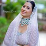 Priya Marathe Instagram - Now here try to my level recreate @kiaraaliaadvani wedd look on Marathi @star_pravah tv serial @tujhechmeegeetgaataahe serial acter @priyamarathe mam😍🥰 Makaeup hairstyle- @pi.nki7227 Click - @_.perfectclick._ In frame - @priyamarathe Outfit- @sanghavi_renthouse_official Jwllery - @jewellery_of_world . . . . #bridal #makeupartist #makeupideas #maharastrasaree #thane #mumbai #makeup #hairstyles #beingmarathi #airoli #reels #instagram #instalove #instadaily #makeupart #pune #makeuplover #reel #reelininsta #starpravahparivaar #réel #makeupmysteryindia #makeuptutorial #reelitfeelit #reelsvideo #trendingvideos #reelsvideo #viral#makeuptransformation #makeupreels New Mumbai