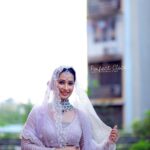 Priya Marathe Instagram - Now here try to my level recreate @kiaraaliaadvani wedd look on Marathi @star_pravah tv serial @tujhechmeegeetgaataahe serial acter @priyamarathe mam😍🥰 Makaeup hairstyle- @pi.nki7227 Click - @_.perfectclick._ In frame - @priyamarathe Outfit- @sanghavi_renthouse_official Jwllery - @jewellery_of_world . . . . #bridal #makeupartist #makeupideas #maharastrasaree #thane #mumbai #makeup #hairstyles #beingmarathi #airoli #reels #instagram #instalove #instadaily #makeupart #pune #makeuplover #reel #reelininsta #starpravahparivaar #réel #makeupmysteryindia #makeuptutorial #reelitfeelit #reelsvideo #trendingvideos #reelsvideo #viral#makeuptransformation #makeupreels New Mumbai