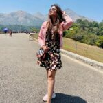 Pujita Ponnada Instagram – Making memories ❤️

Happy Monday beautiful ppl 🤗

#pujitaponnada Kerala Gods Own Country