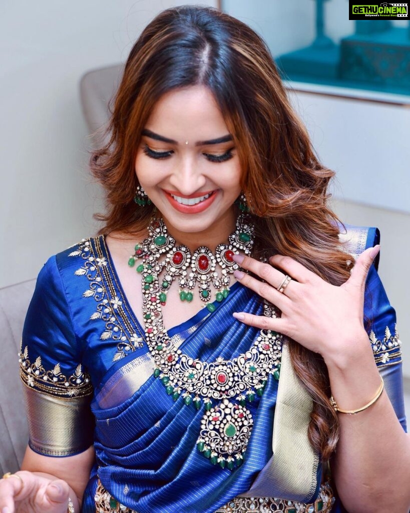 Pujita Ponnada Instagram - At the grand launch of Nallamalli NVR Jewellery store ✨ Jewellery @nvrnallamalli Saree @kanchipuramnarayanisilks #pujitaponnada Vijayawada, India