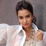 Pujita Ponnada Instagram - Orange is the new black 🍊 Clicked by @vclicksphactoryofficial Outfit @thevoguenaari Styling @salonij676 Makeup @aayushisinhamakeup Hairstylist @gadwalmounika #pujitaponnada #actor #happyweekend