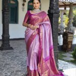 Pujita Ponnada Instagram - Every saree has a story ✨ Happy Monday y’all 💜 Shot & edited @vclicksphactoryofficial MUAH @rj_splendour_makeup_artistry Jewellery @aquadiamondandjewels #pujitaponnada
