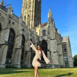Pujita Ponnada Instagram - Beautiful Canterbury 🏰🌳⛵️ Happy weekend y’all ❤️ #pujitaponnada #exploringuk #canterbury #ukdiaries Canterbury,UK