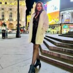 Pujita Ponnada Instagram – Food✅Music✅Fun✅ 

#pujitaponnada #ukdiaries #latenightshenanigans #exploringlondon Piccadilly Square – London