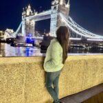 Pujita Ponnada Instagram – Beautiful sights all around 🫶🏻✨🌉 

#pujitaponnada #ukdiaries #happymonday #exploringlondon Tower Bridge