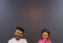 Ragini Dwivedi Instagram - #tuntun try this simple hook step and make reels !! 🔥