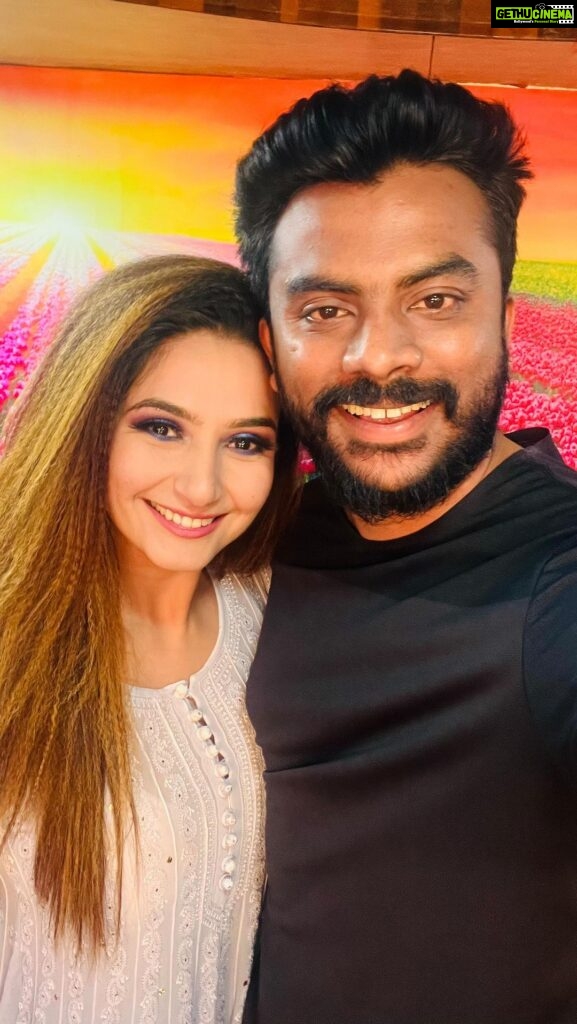 Ragini Dwivedi Instagram - TUN TUN ( the party song of the year is here ) Our first collaboration together stay tuned for the most fun song and dance number Two days to go #tuntunonapril10 #tuntun #raginidwivedi #chandanshetty #collaboration #album #post #trending #trendingreels #trendingaudio #trendingnow #reelsinstagram #reels #reelsvideo #reelitfeelit #reelkarofeelkaro #reelsindia #reelsinstagram #viral #lovestatus #kannada #sandalwood #sandalwood Bangalore, India