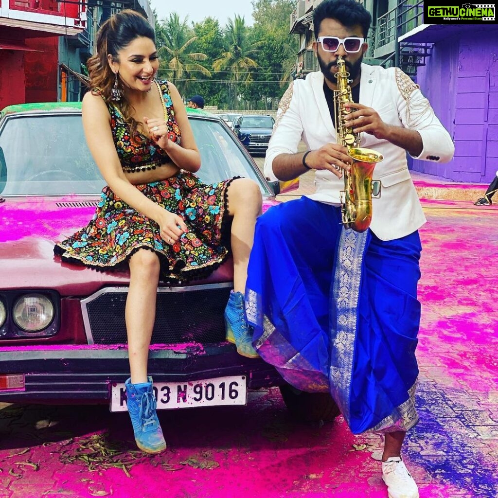 Ragini Dwivedi Instagram - #TUNTUN 💖💃💃💃 My first collaboration wid d supremely talented @chandanshettyofficial This is the song of the year guys 💕 On #April10 on @aanandaaudio Shout out to the fantastic team Outfit @rudraksh_dwivedi @nainaarora.fashion Makeup and hair @strokesnstrands Team for the song @sujayshastry @gokulaentertainers @iammangli #raginidwivedi #chandanshetty #ragini #collaboration #song #trending #trend #tuntun #kannadasongs #kannada #viralvideos #comingsoon #songofstyle #songoftheyear #post #dancevideo #dancenumber #tuntunonapril10 #instagood #insatagram #instafashion #instalove Bangalore, India