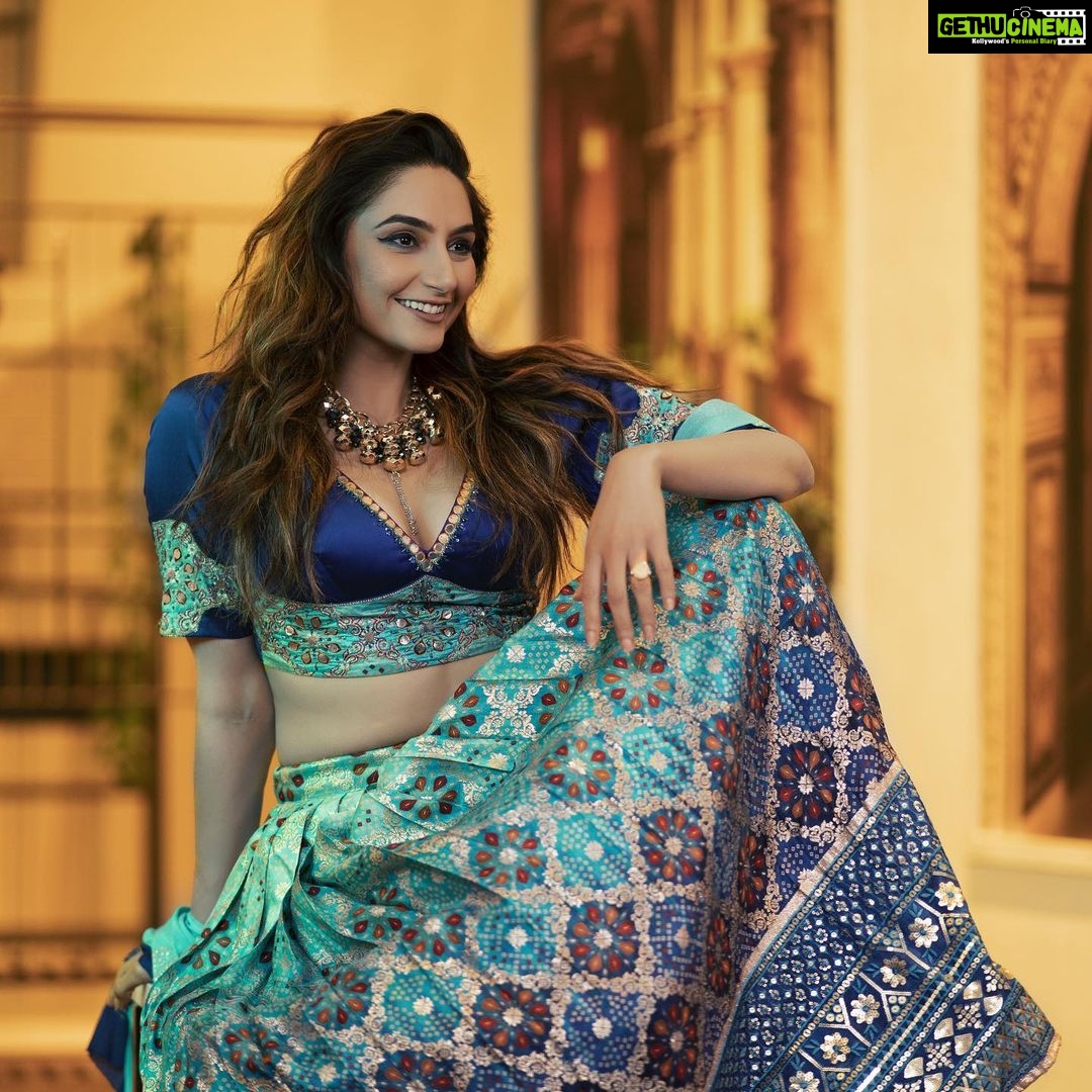 Ragini Dwivedi Instagram - 💙shades of blue 💙👸 Shot by @suneethhalgeri For @cholafashions @sanjay_shammy Makeup and hair @strokesnstrands Curated @strokesnstrands management @liya__samuel25 #raginidwivedi #ragini #collaboration #photooftheday #photoshoot #potd #indofusion #fashion #womanoftheyear #womenoftoday #poser #actor #influencer #a#karnatakastories #southindia #india #international #powerofpositivity #powerful #trending #viralpost #instagram #instagood #instafashion #instadaily #instalove Chola by Sanjay & Shammy