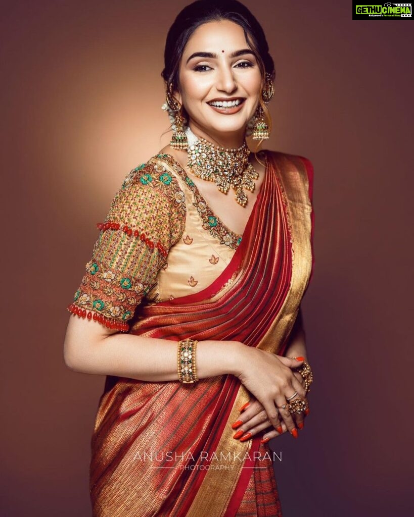 Ragini Dwivedi Instagram - AKSHAY TRITIYA : the new season and new year is here with all the possibilities and luck in our hands Design and styling :@vibbhinna Mua:@makeoverwithlakshmi_shetty Jewellery:@gajraj_jewellers Shot by :@anusharamkaran #raginidwivedi #akshytrutiya2023❤️ #akshaytritiya #festivetime #springtime #newseason #newyear #newbeginnings #festivewear #festivalfashion #festivalvibes #positivevibes #reelsinstagram #reels #reelsvideo #reelkarofeelkaro #reelindia #reelitfeelit❤️❤️ #trendingreels #trendingsongs #trendingaudio #trendingnow #viralreels #viralpost Bangalore, India