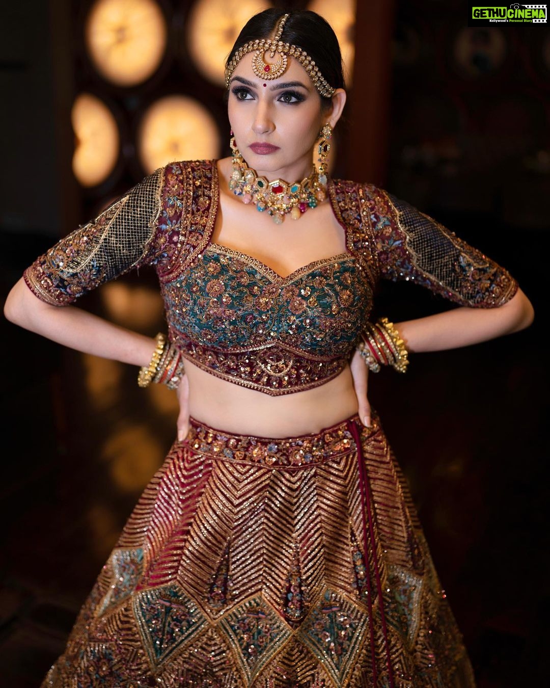 Ragini Dwivedi Instagram - 👸 QUEEN 👸 Shot by @chethankamal Outfit @thekoskii Styling @styleitupwithalisha Makeup n hair @prettyumakeovers Location @jwmarriottblr #raginidwivedi #ragini #photooftheday #photoshoot #queen #collaboration #editorial #positivevibes #post #pose #instagood #instagram #instafashion #instalove #instaphoto #bengaluru #actorslife #influencer #kannada #south #india #international #luxurylifestyle #bridallehenga #bridesofinstagram #bridalwear #indiangirl JW Marriott Hotel Bengaluru