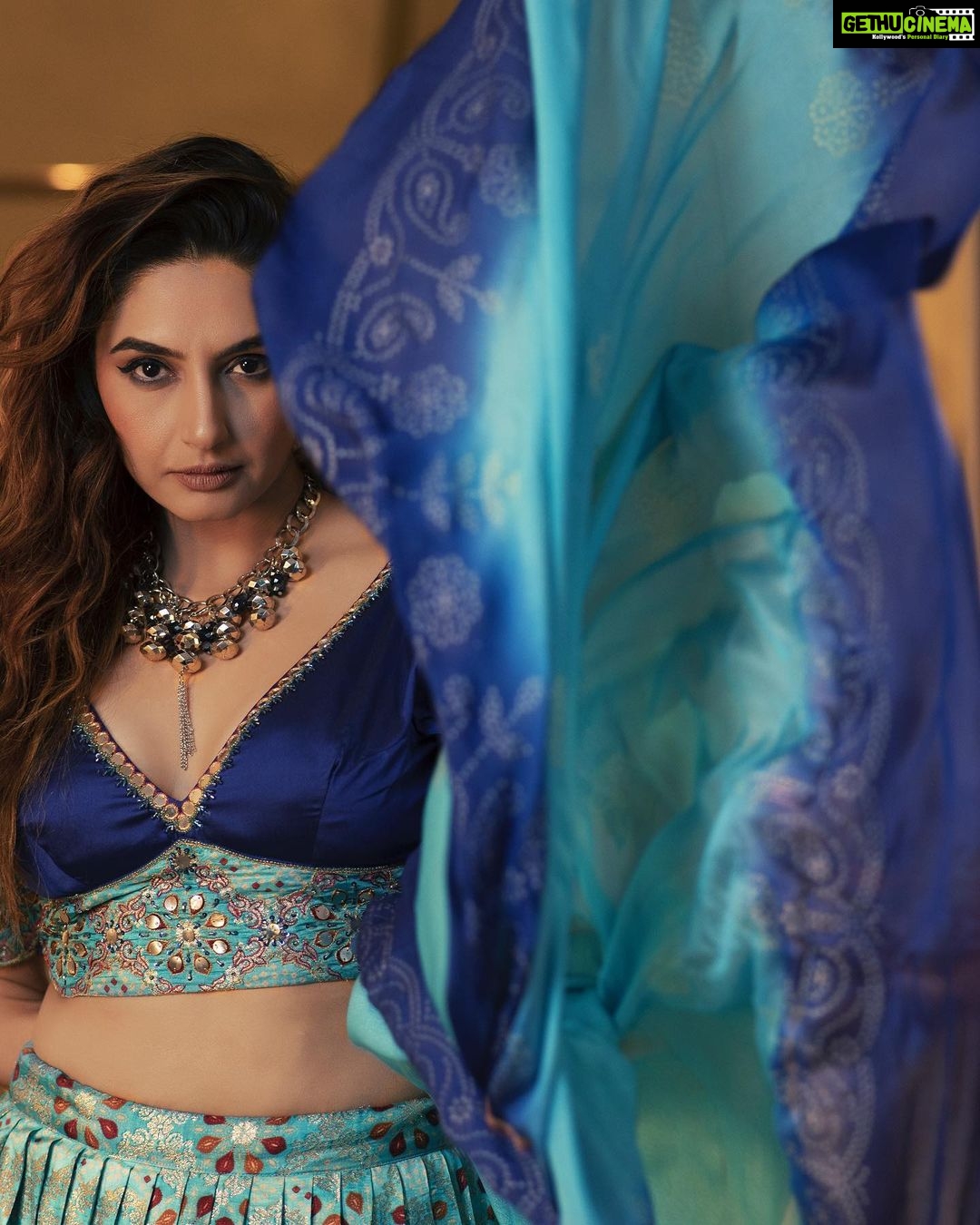 Ragini Dwivedi Instagram - 💙shades of blue 💙👸 Shot by @suneethhalgeri For @cholafashions @sanjay_shammy Makeup and hair @strokesnstrands Curated @strokesnstrands management @liya__samuel25 #raginidwivedi #ragini #collaboration #photooftheday #photoshoot #potd #indofusion #fashion #womanoftheyear #womenoftoday #poser #actor #influencer #a#karnatakastories #southindia #india #international #powerofpositivity #powerful #trending #viralpost #instagram #instagood #instafashion #instadaily #instalove Chola by Sanjay & Shammy